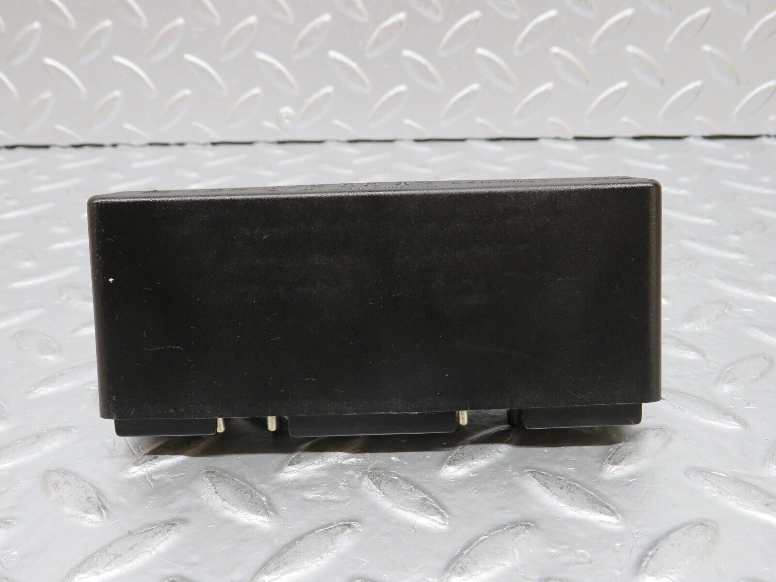 32478 Mercedes-Benz S124 300TE Wagon Light Control Relay 1265420032