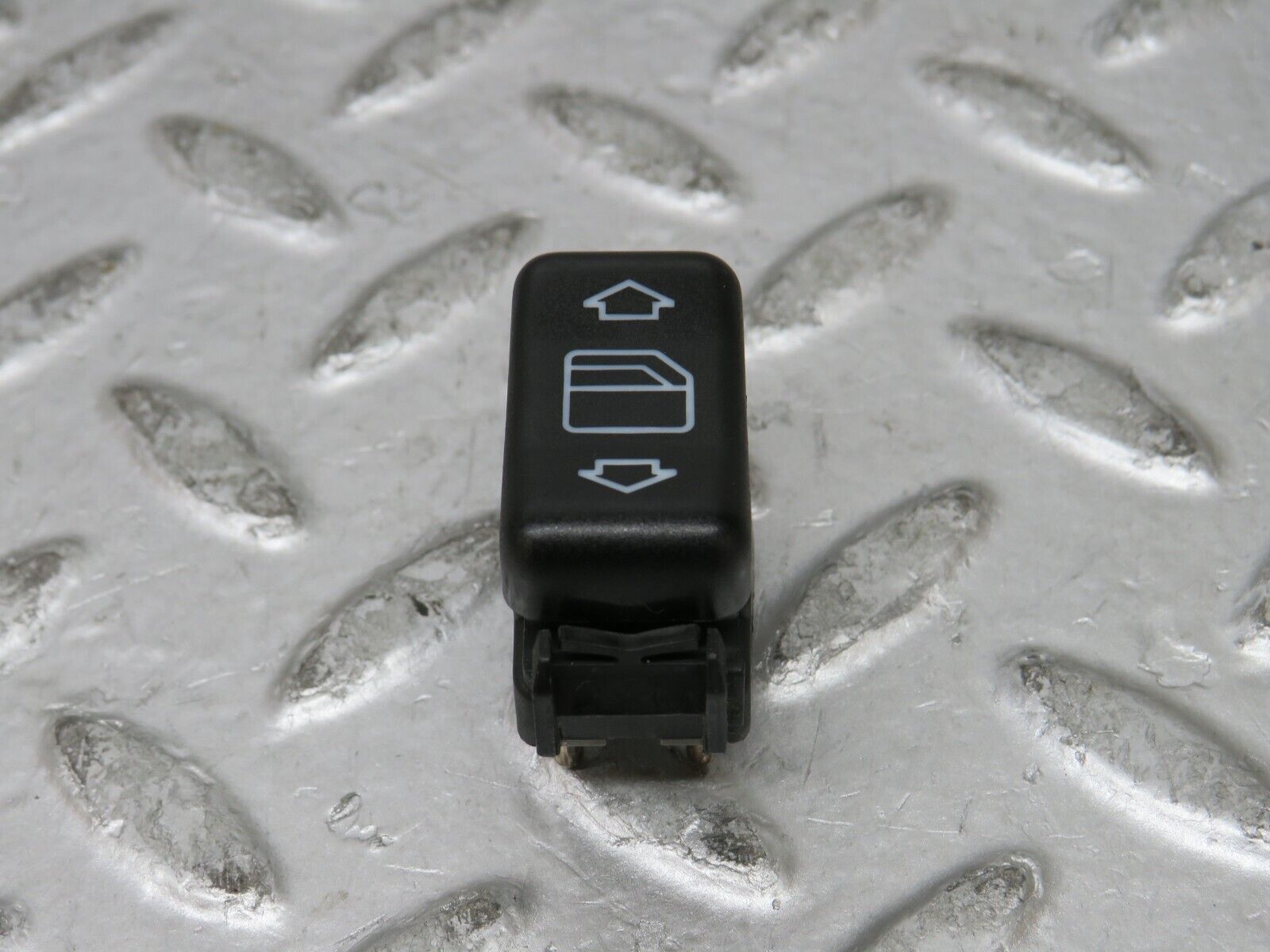 27562 Mercedes-Benz S124 300TE Electric Window Switch Right Side 1248209410