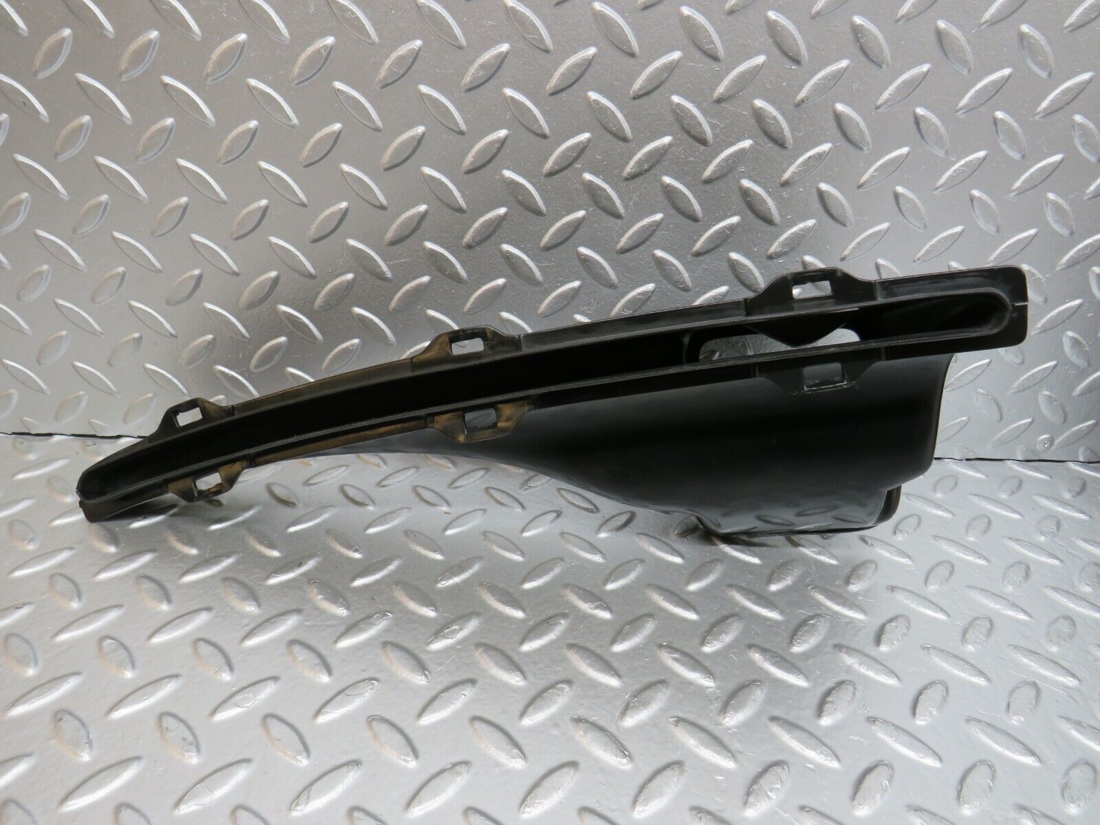 31016 Mercedes-Benz W123 230E Air Duct Vent Pair 1238300119 1238300219