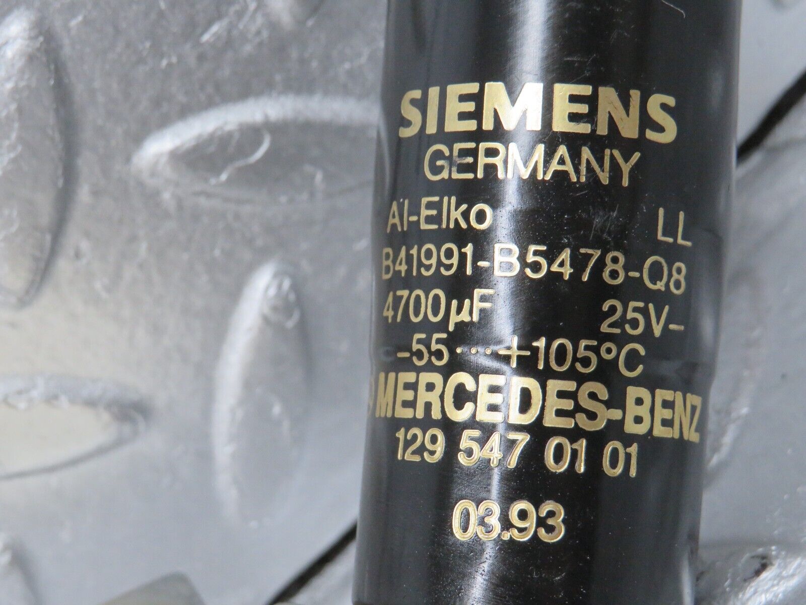 38418 Mercedes-Benz R129 280SL Coupe Condenser Relay 1295470101