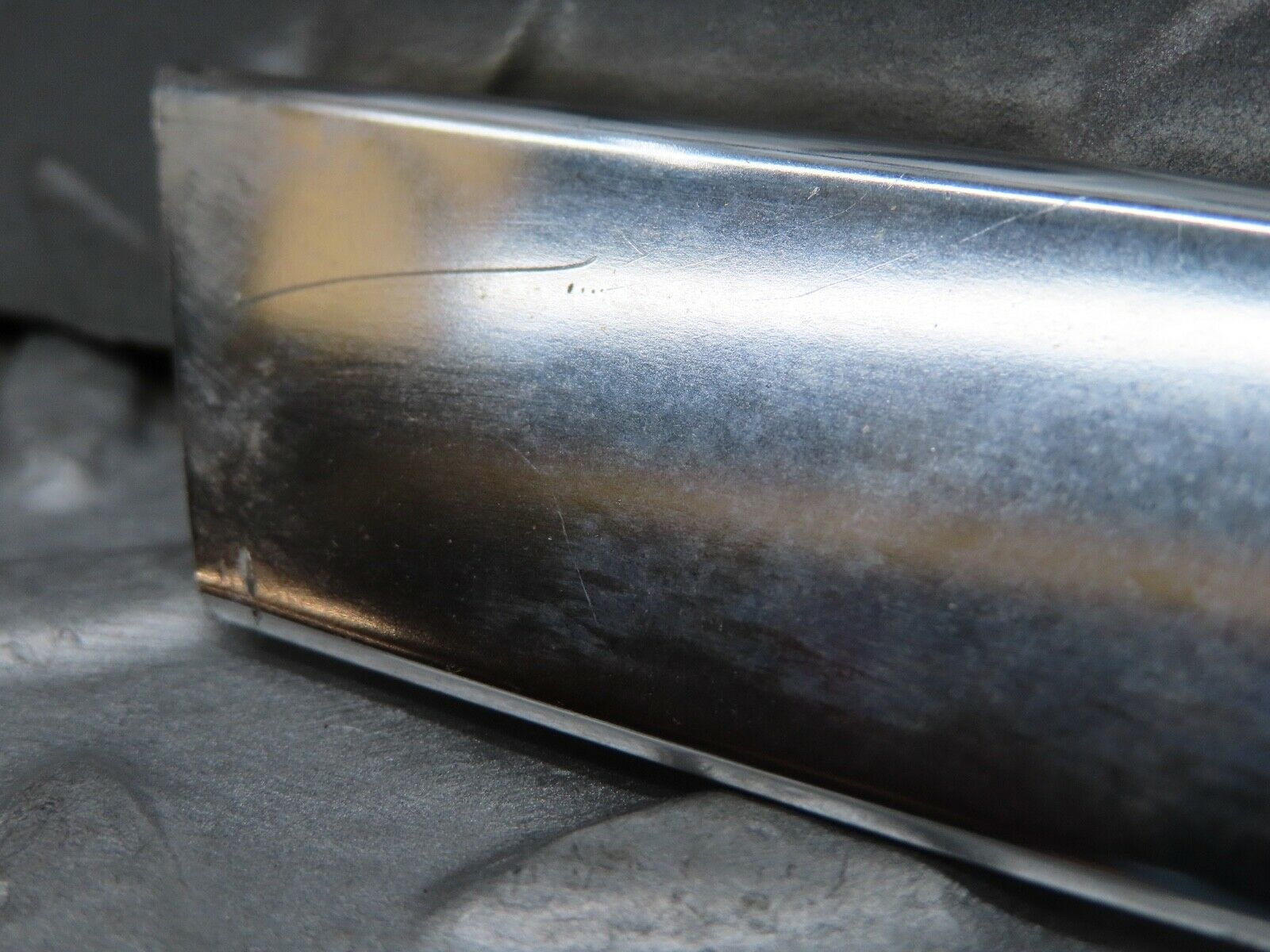 16776 Mercedes-Benz C107 380SLC Rear Right Quarter Window Chrome Trim