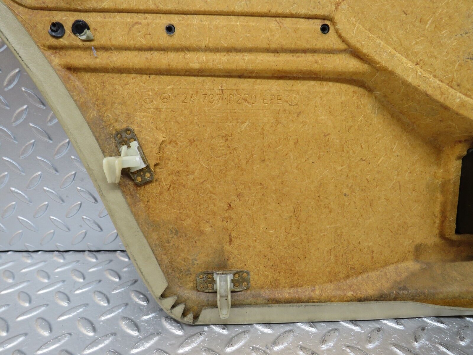 33925 Mercedes-Benz W124 260E Rear Right Door Card 1247370270