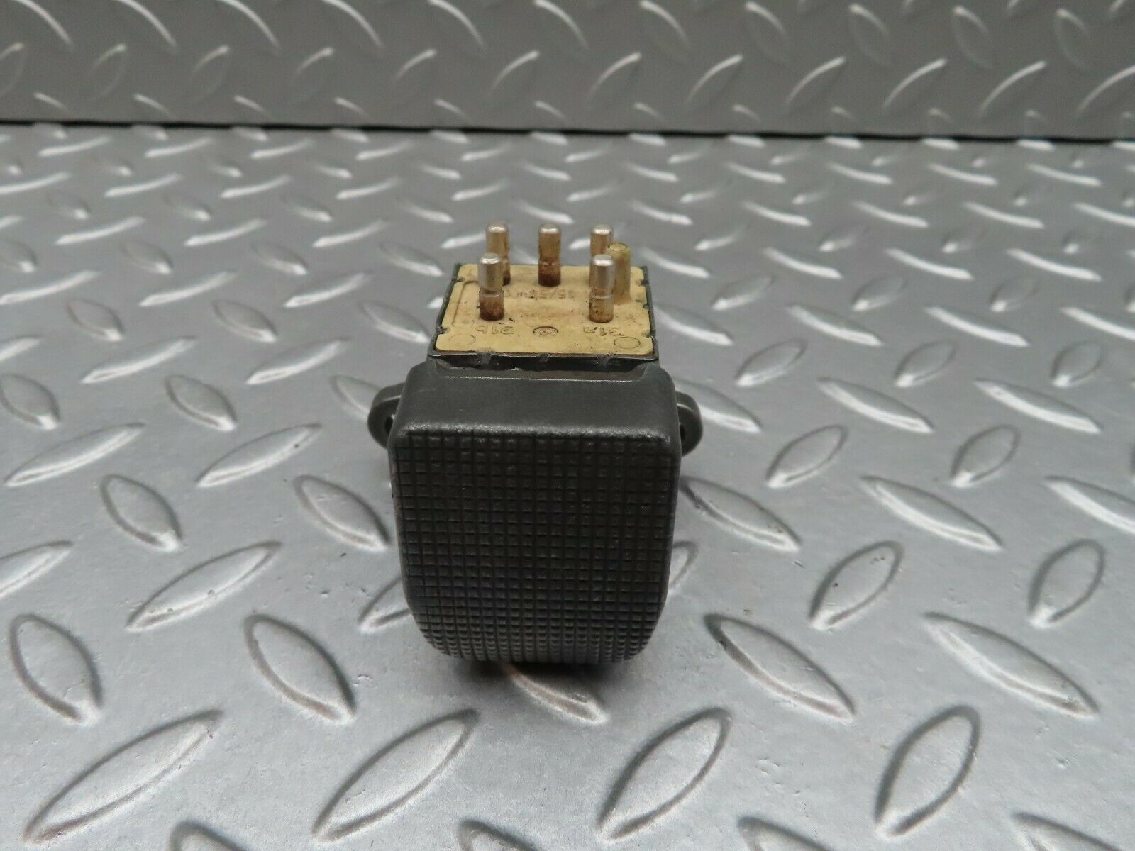 3414 Mercedes-Benz W108 280SE Windscreen Washer Switch