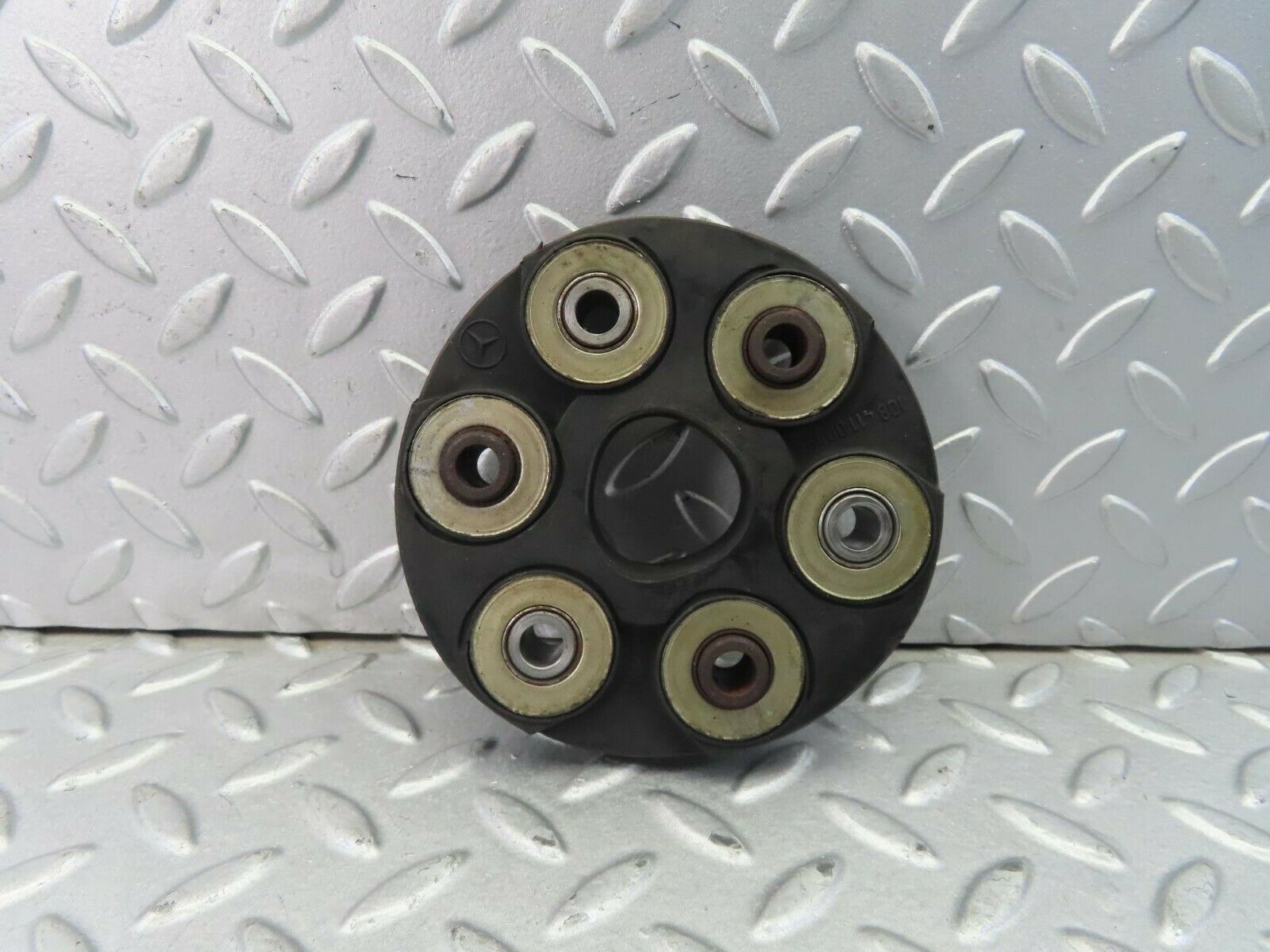 8569 Mercedes-Benz W108 Propshaft Joint 1084110015