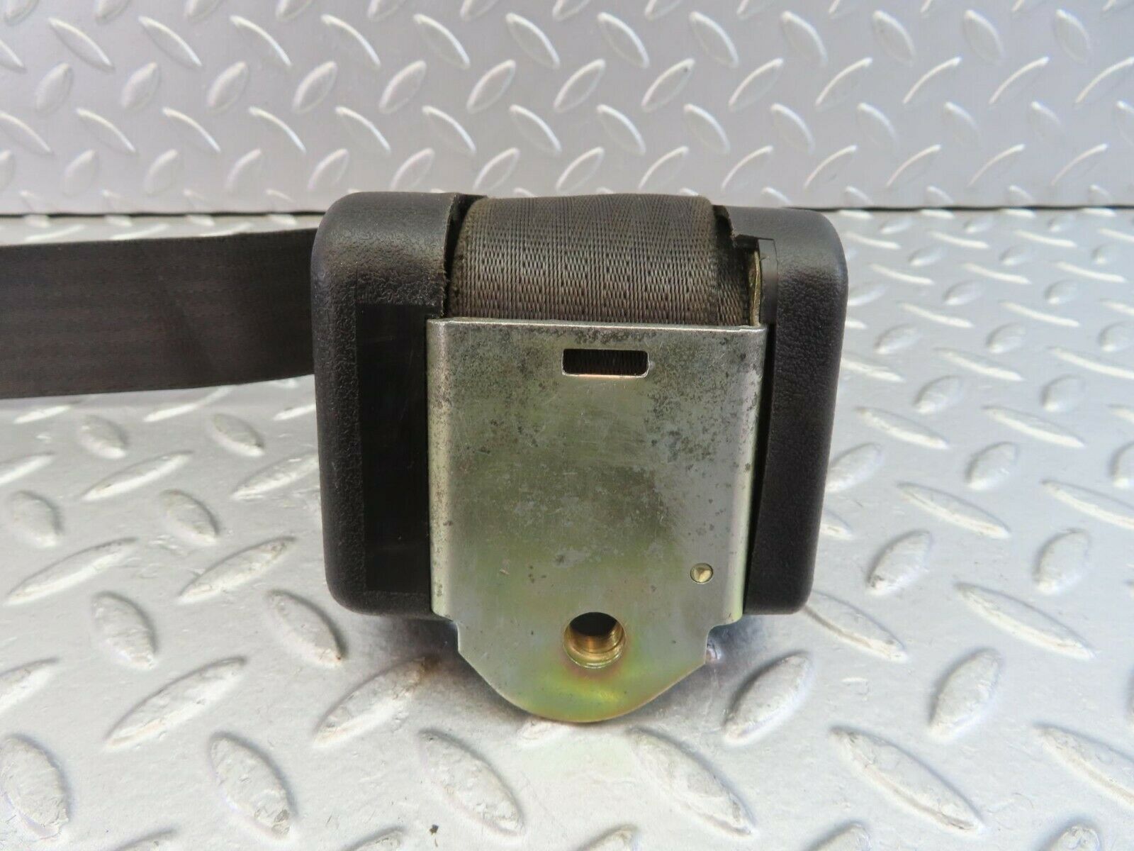 10874 Mercedes-Benz W123 230E Front Right Seat Belt With Buckle 1238604886