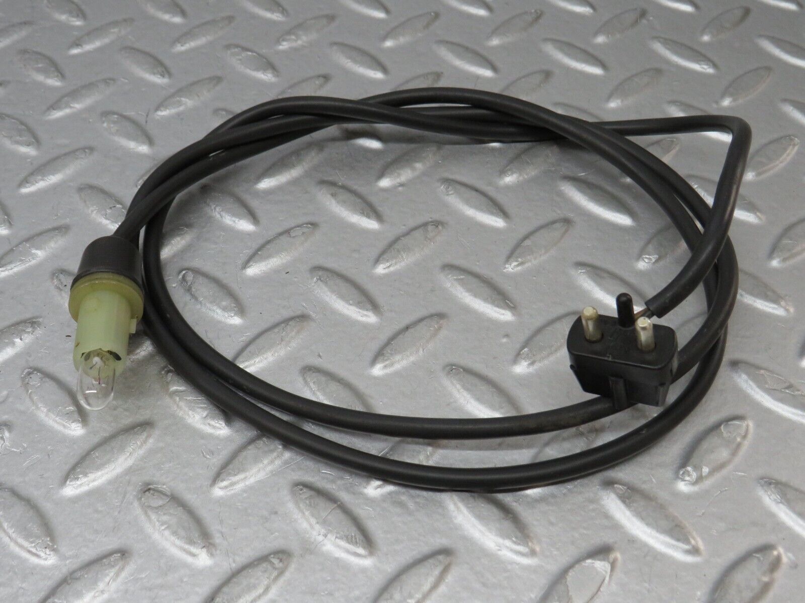 36267 Mercedes-Benz W126 420SE Front Wing Indicator Wire Cable 1249971881