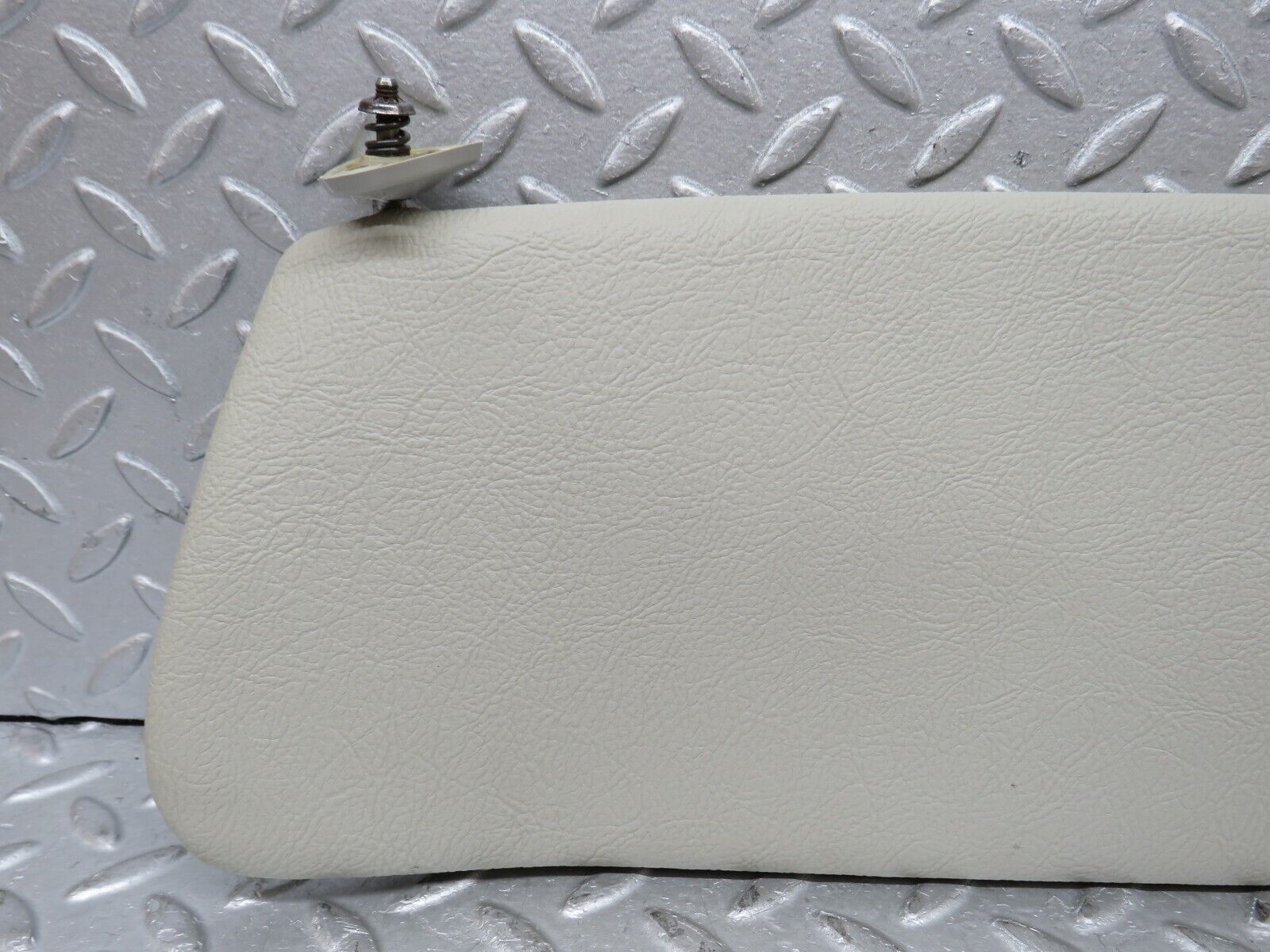 37386 Mercedes-Benz W109 300SEL Sun Visor Right Side