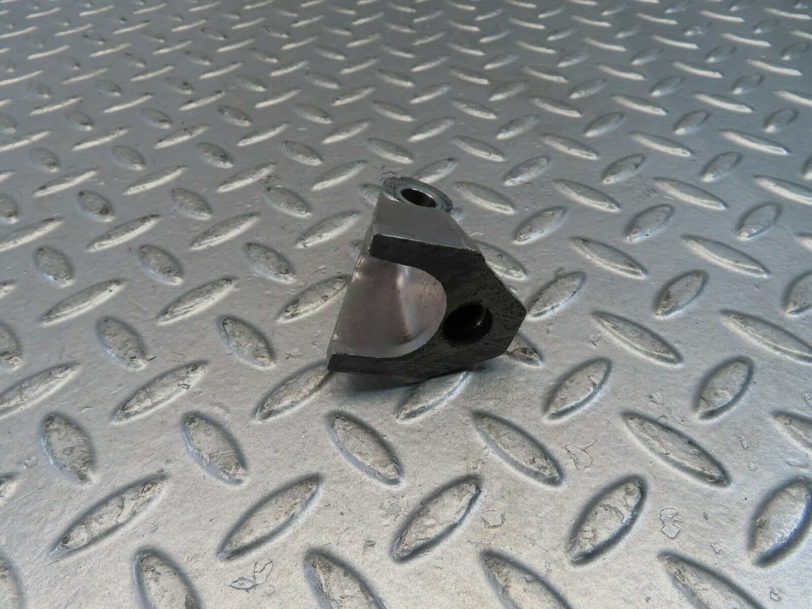 10968 Mercedes-Benz W115 220D Rocker Arm Support 6150550110