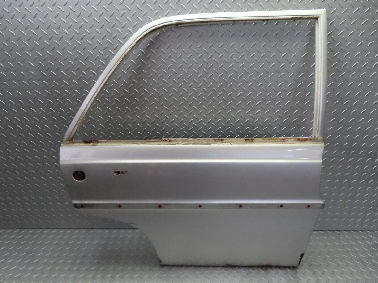 12552 Mercedes-Benz W108 280SE 3.5 Rear Right Door
