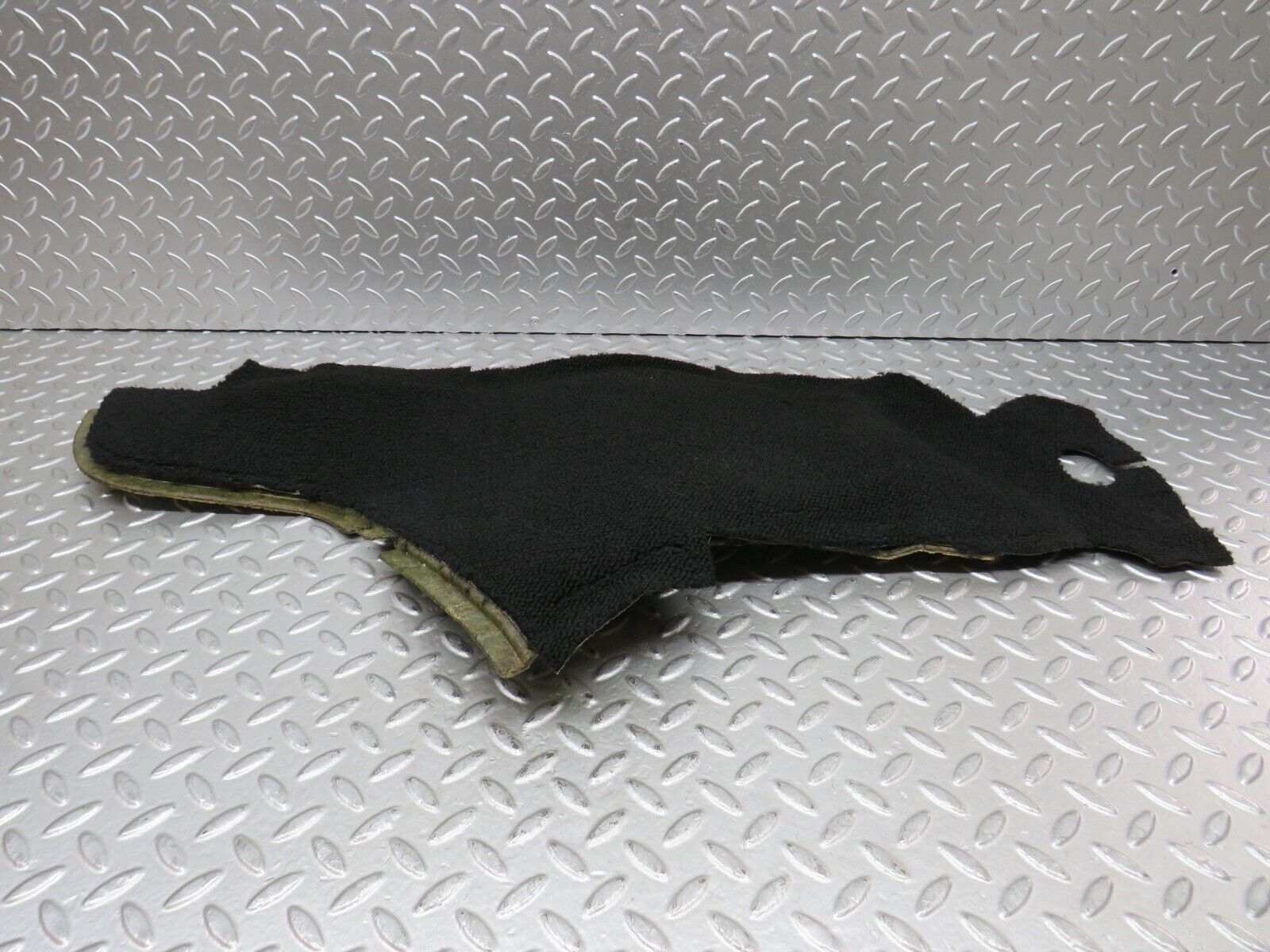 28013 Mercedes-Benz W123 280E Centre Console Carpet Black Left Side