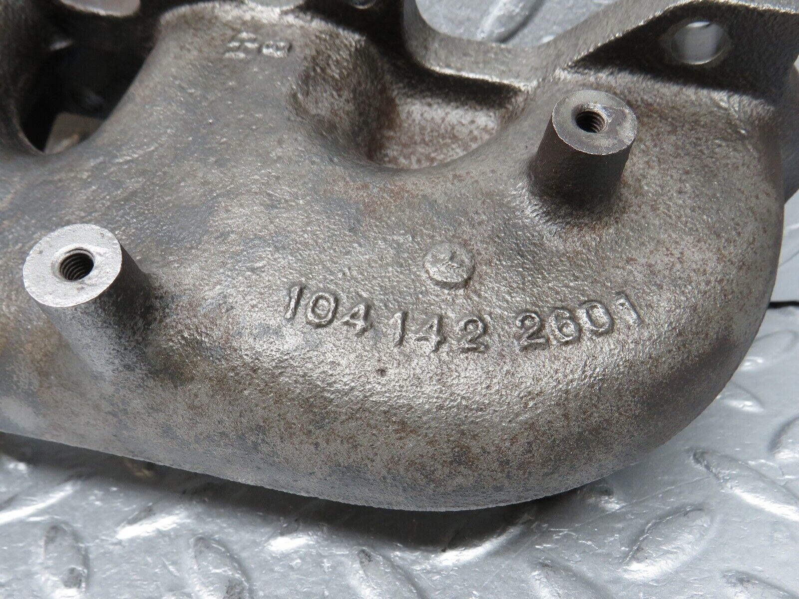 38552 Mercedes-Benz R129 280SL Coupe Exhaust Manifold Cylinder 1-3 1041422601