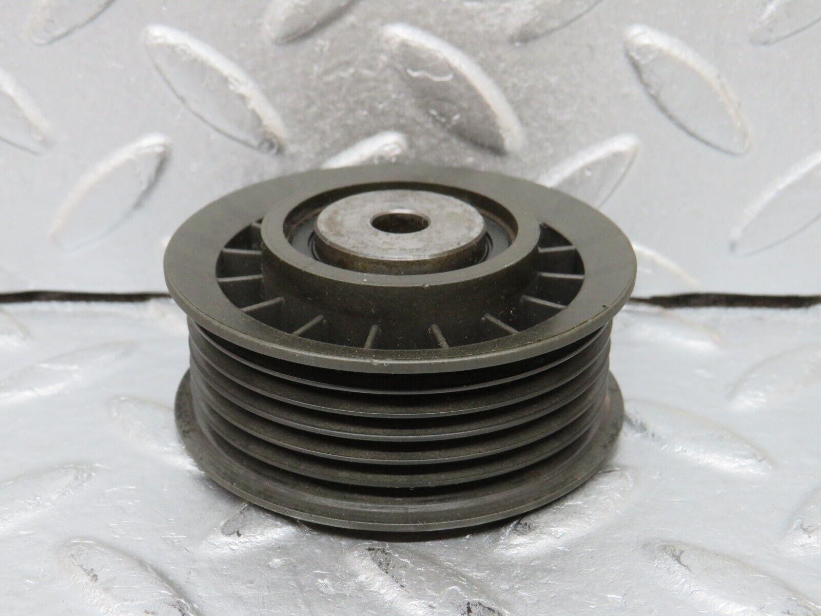 38101 Mercedes-Benz A124 320E Cabriolet Belt Tensioner Pulley 6012001070