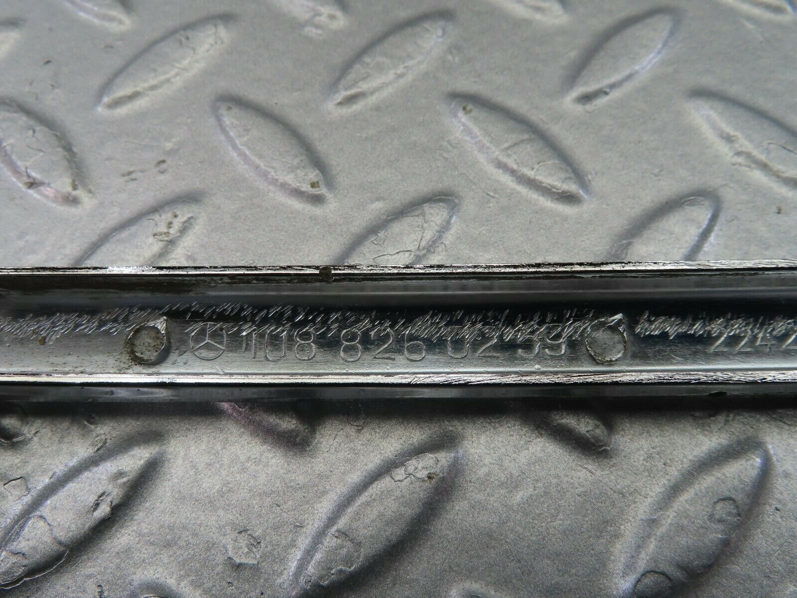 8839 Mercedes-Benz W108 Tail Light Chrome Frame Right 1088260259