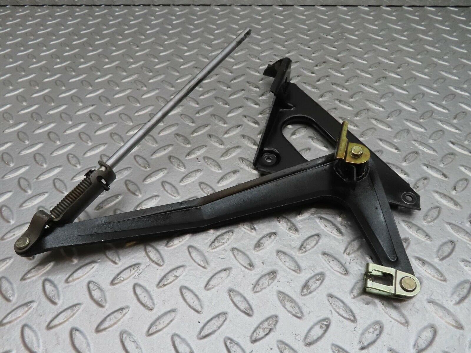 7014 Mercedes-Benz W123 230E Handbrake Regulator