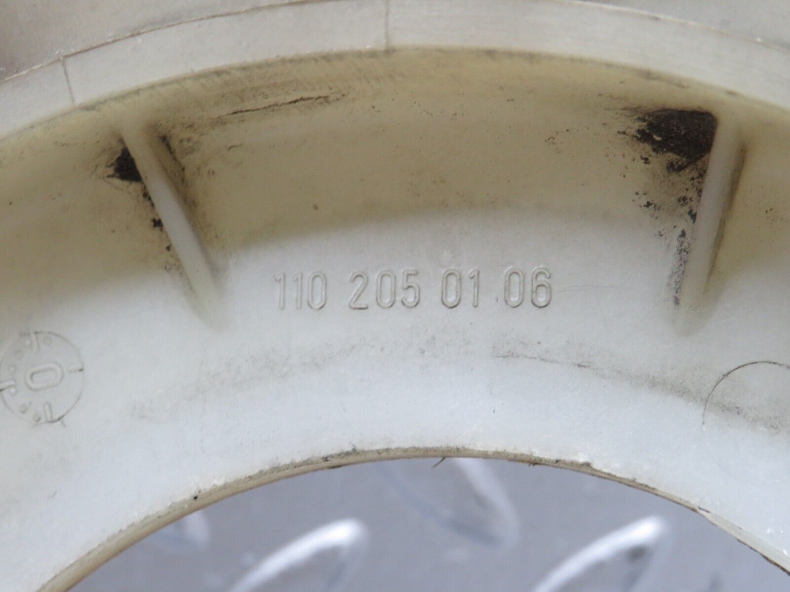 28054 Mercedes-Benz W123 280E Engine Cooling Fan 1102050106