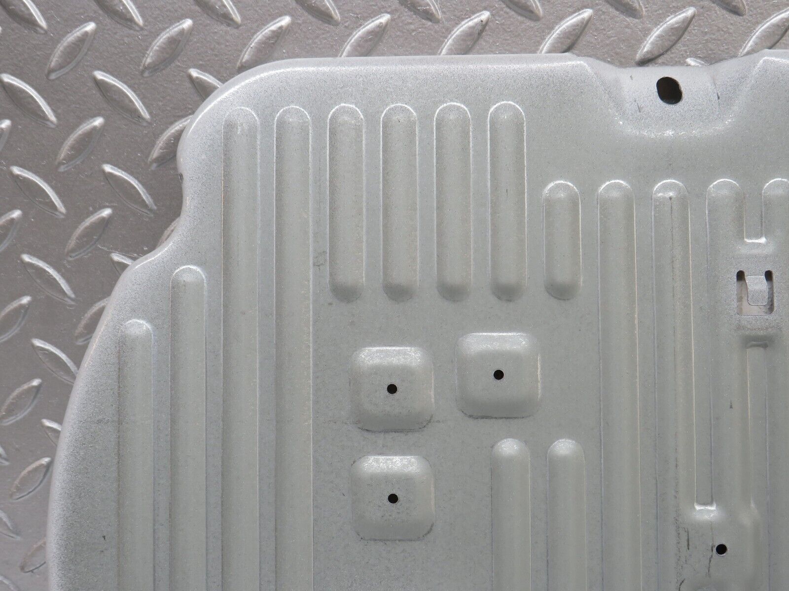 34843 Mercedes-Benz W210 320E Front Left Floor Cover