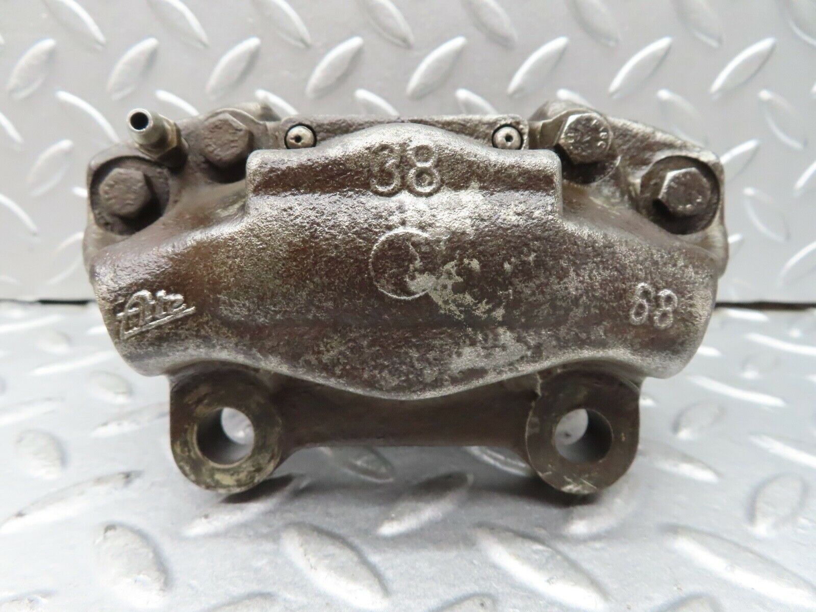 17633 Mercedes-Benz W116 450SEL Rear Left Brake Caliper ATE 38