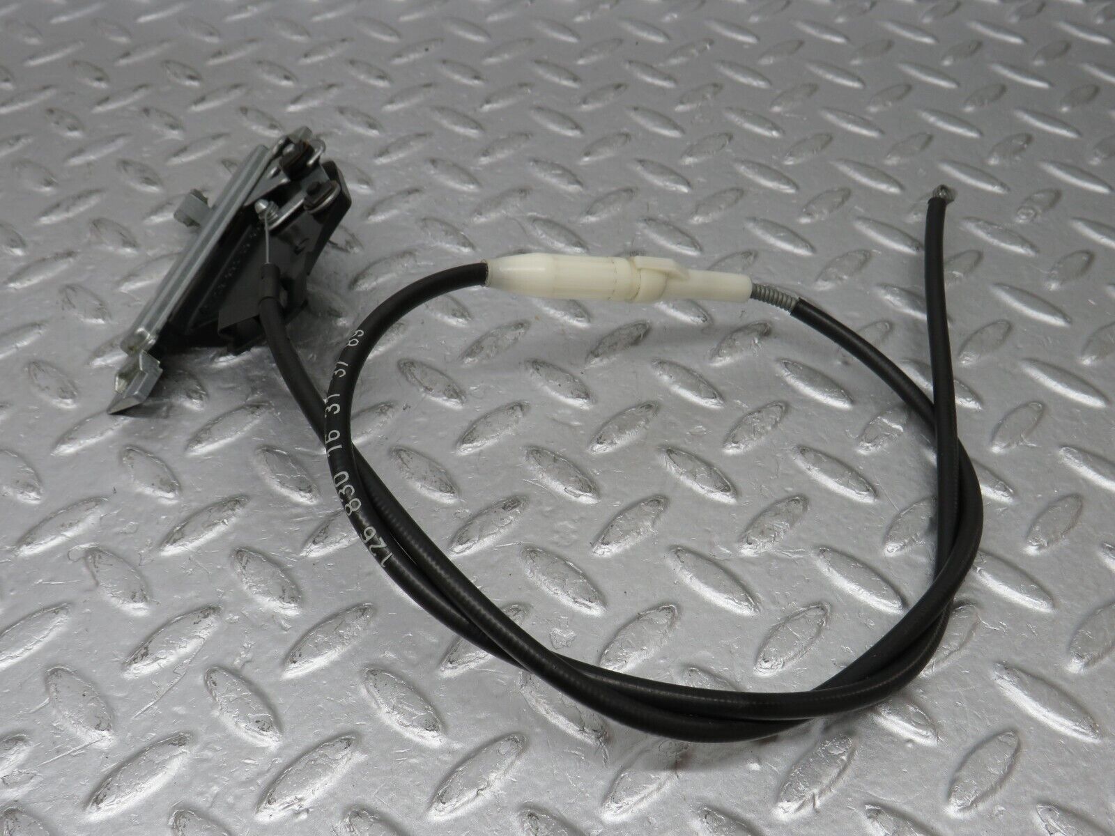 36201 Mercedes-Benz W126 420SE Rear Heater Regulator 1268300385 1268301631