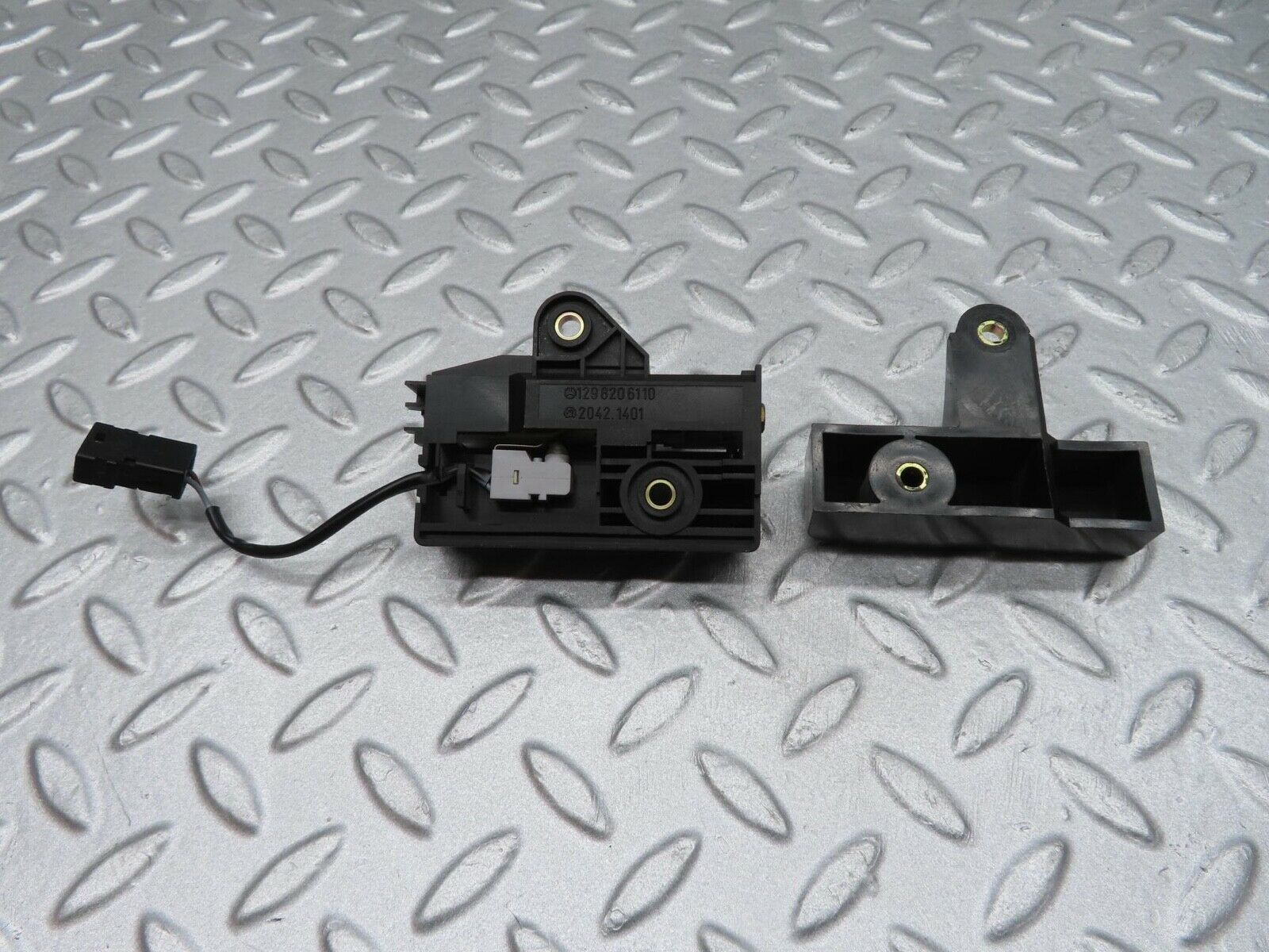 11921 Mercedes-Benz R129 300SL Coupe Roof Limit Switch 1298206110