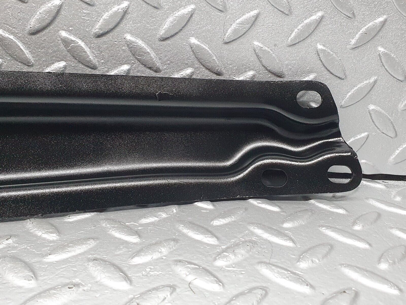 41199 Mercedes-Benz W126 300SE Engine Mount Bracket Support