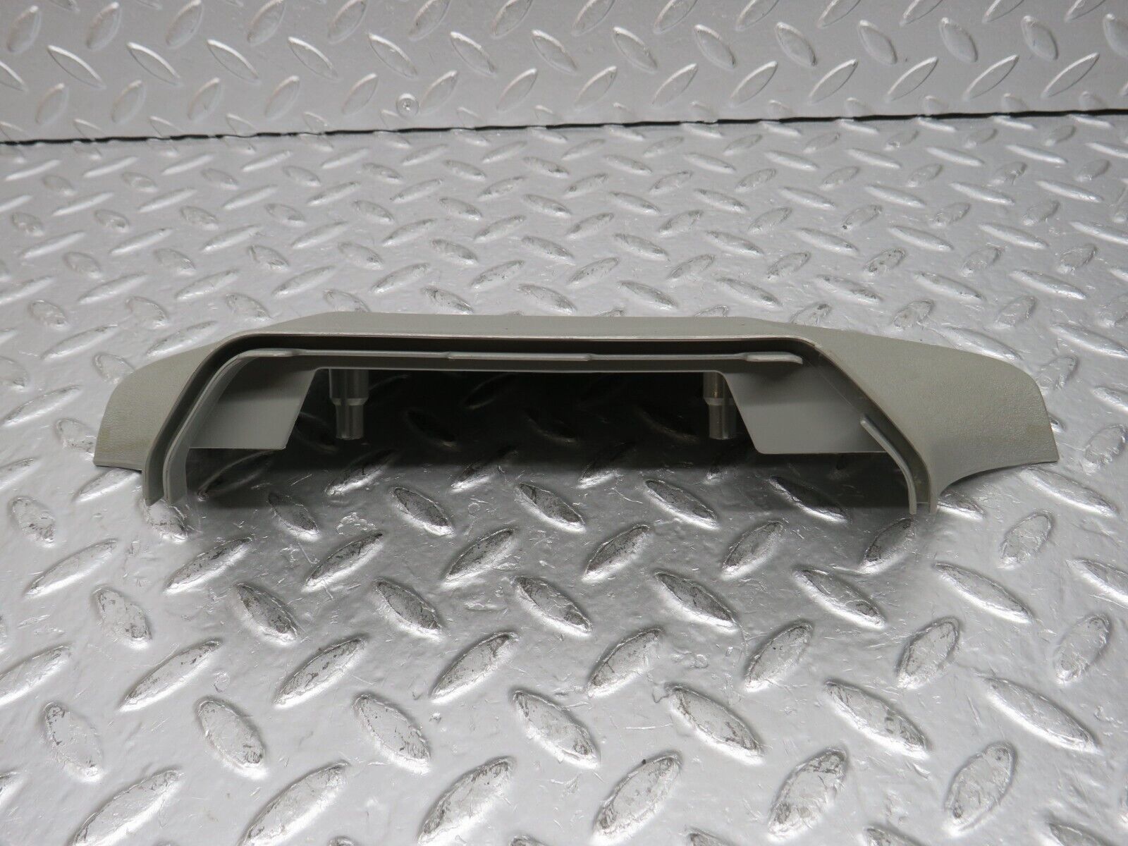 32324 Mercedes-Benz S124 300TE B Pillar Lower Cover Right Side Grey 1246920422