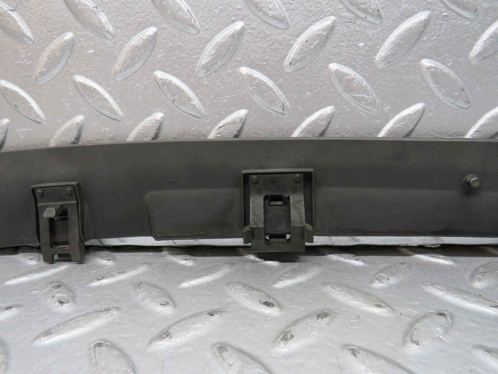 31987 Mercedes-Benz W123 230E Rear Left C Pillar Plastic Trim 1236980114