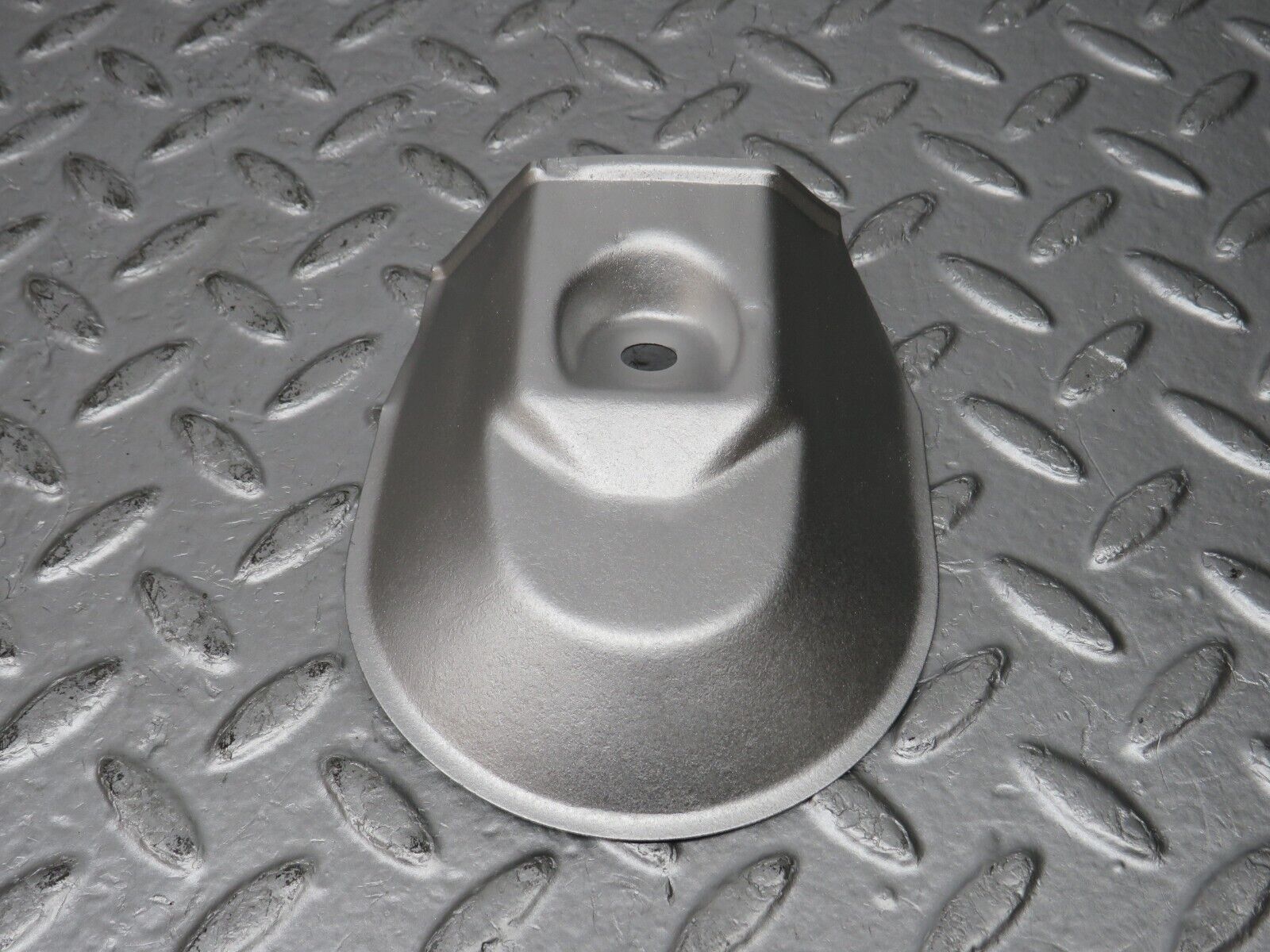 32665 Mercedes-Benz S124 300TE Wagon Engine Mount Bracket Heat Shield