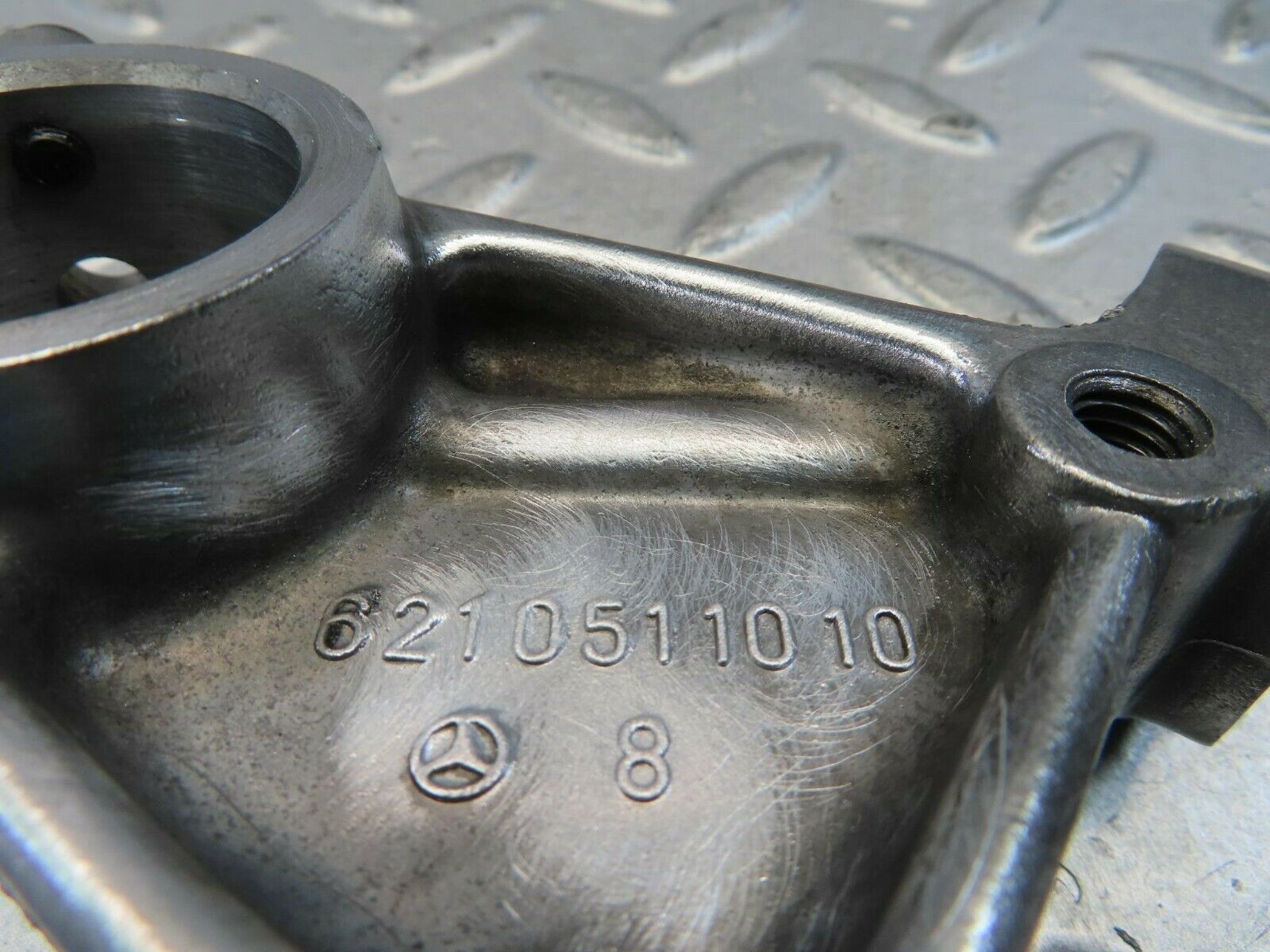 10962 Mercedes-Benz W115 220D Engine Camshaft Tower Bearing 6210511010