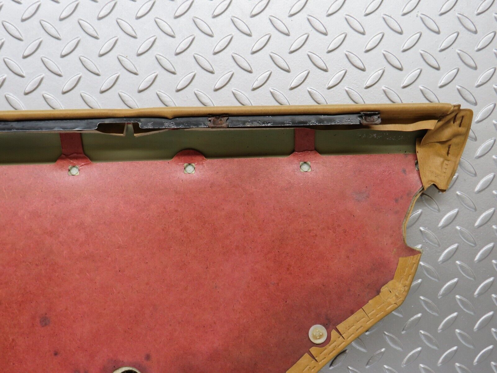 28552 Mercedes-Benz W123 230E Rear Right Door Card Beige