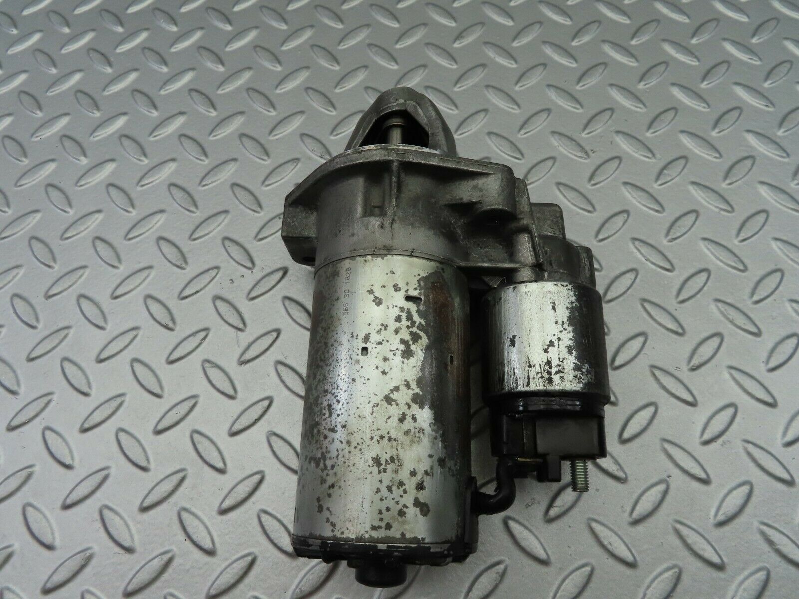 6809 Mercedes-Benz S124 E220 Wagon Starter Motor Bosch 1005821681