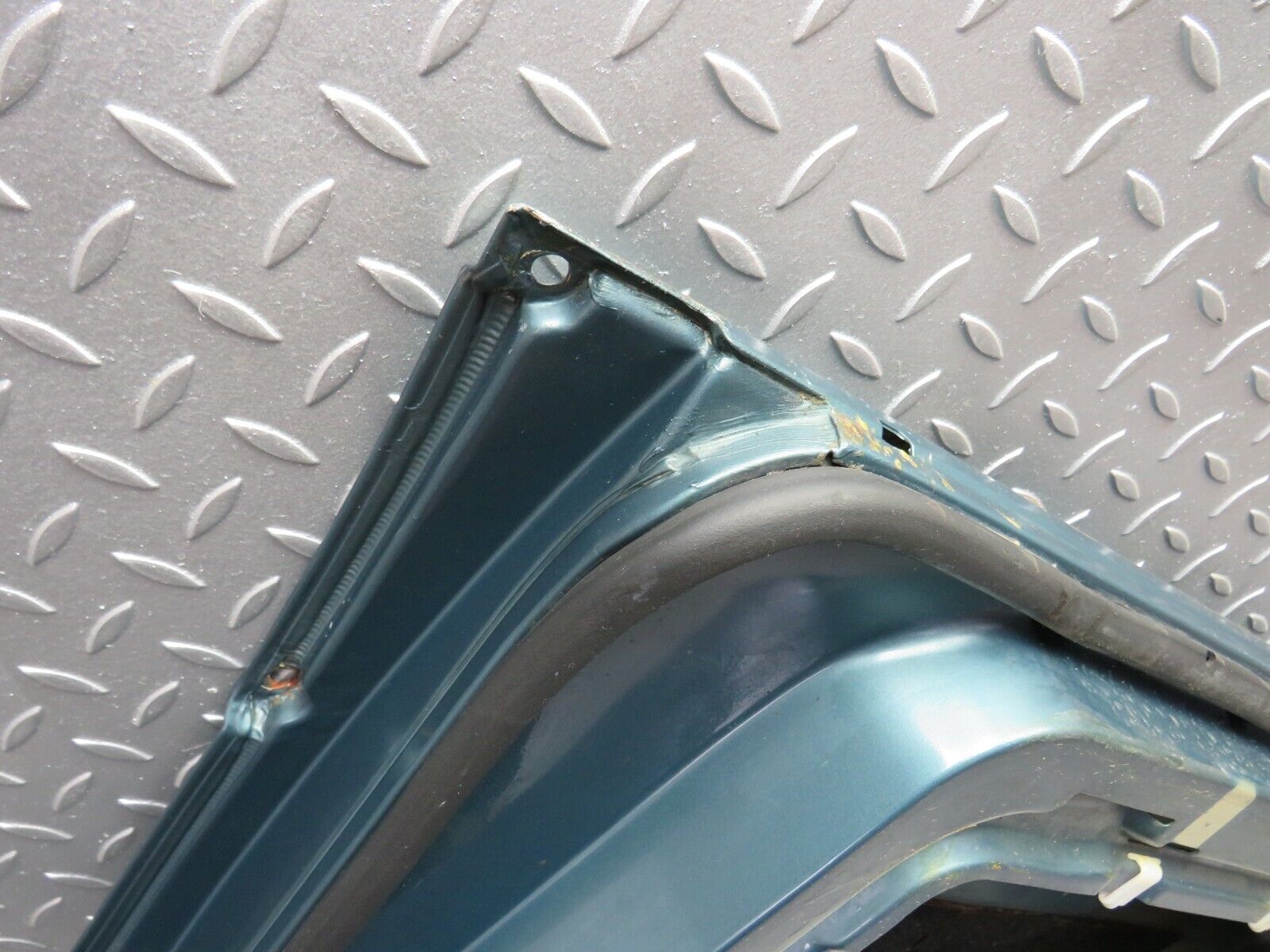 30825 Mercedes-Benz W201 190E 2.0L Front Right Door