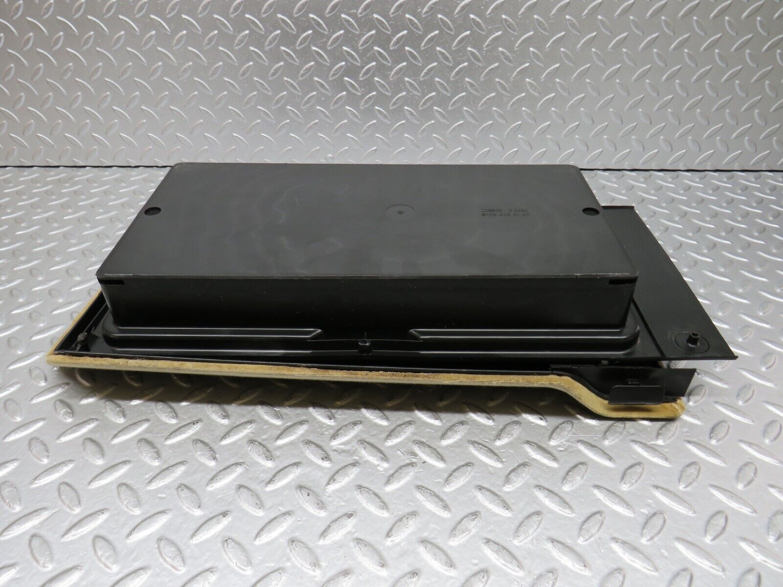 34389 Mercedes-Benz C126 380SEC Rear Left Parcel Shelf Storage 1268430107