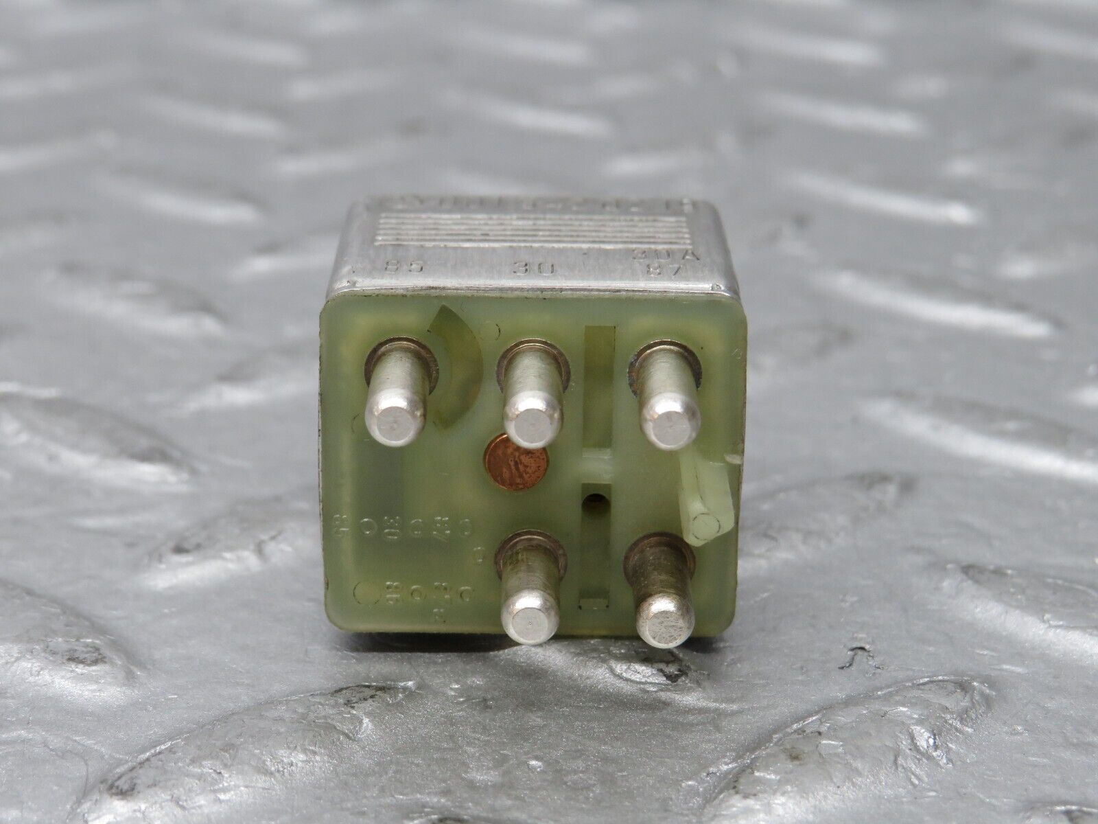 36089 Mercedes-Benz W126 420SE Multi Purpose Relay 0015420219