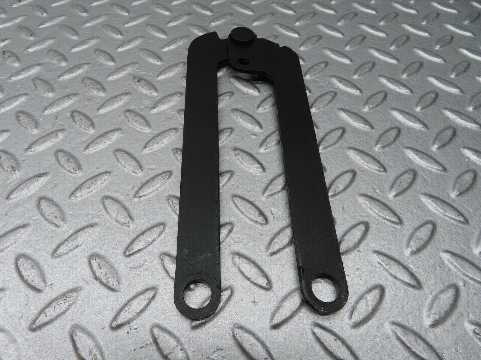 13052 Mercedes-Benz W111 220S Bonnet Hinge Right Side