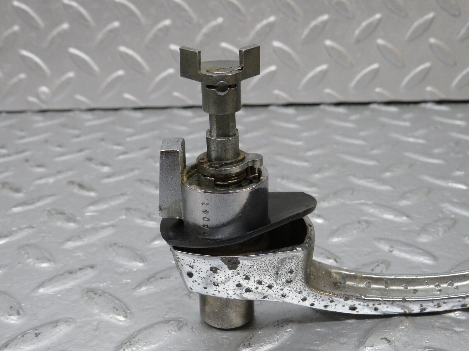 40279 Mercedes-Benz W110 230 Front Left Door Exterior Handle No Key