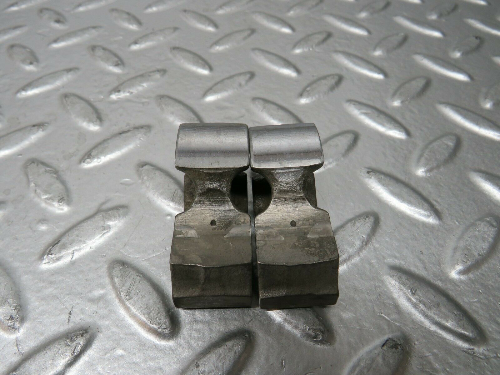 23573 Mercedes-Benz W114 280E Valve Rocker Arm With Retaining Spring