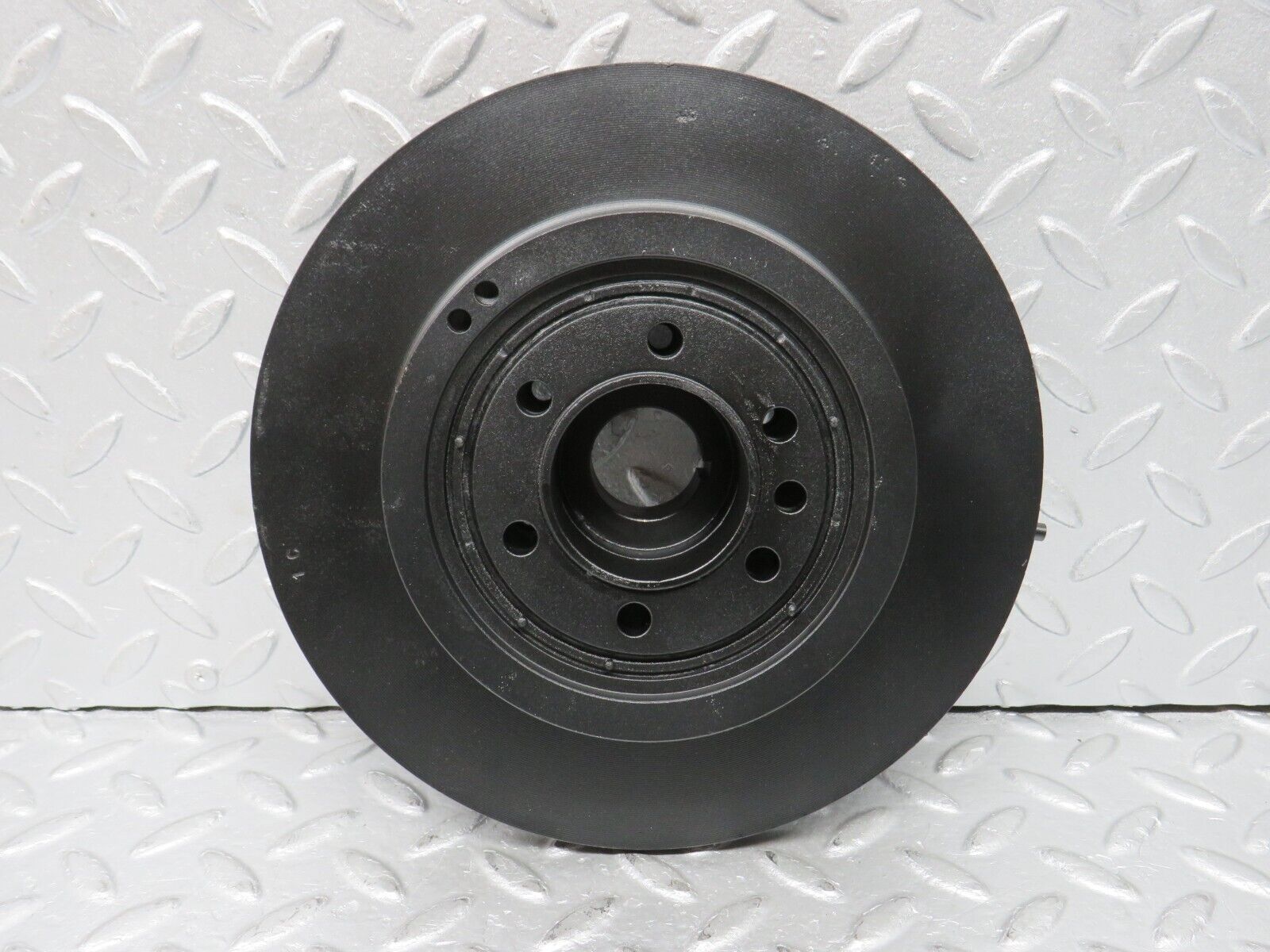 38130 Mercedes-Benz A124 320E Cabriolet Crankshaft Vibration Damper 1040301403