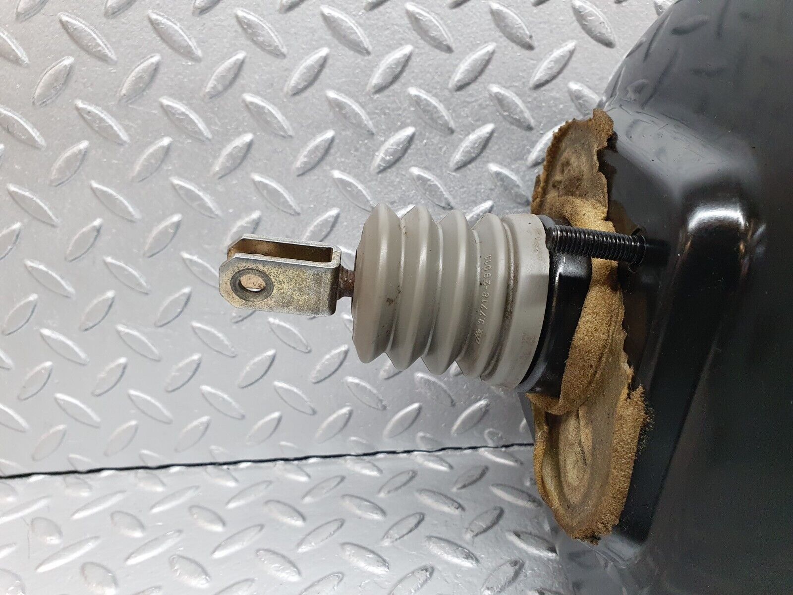 41215 Mercedes-Benz W126 300SE Brake Booster ATE 3775702014