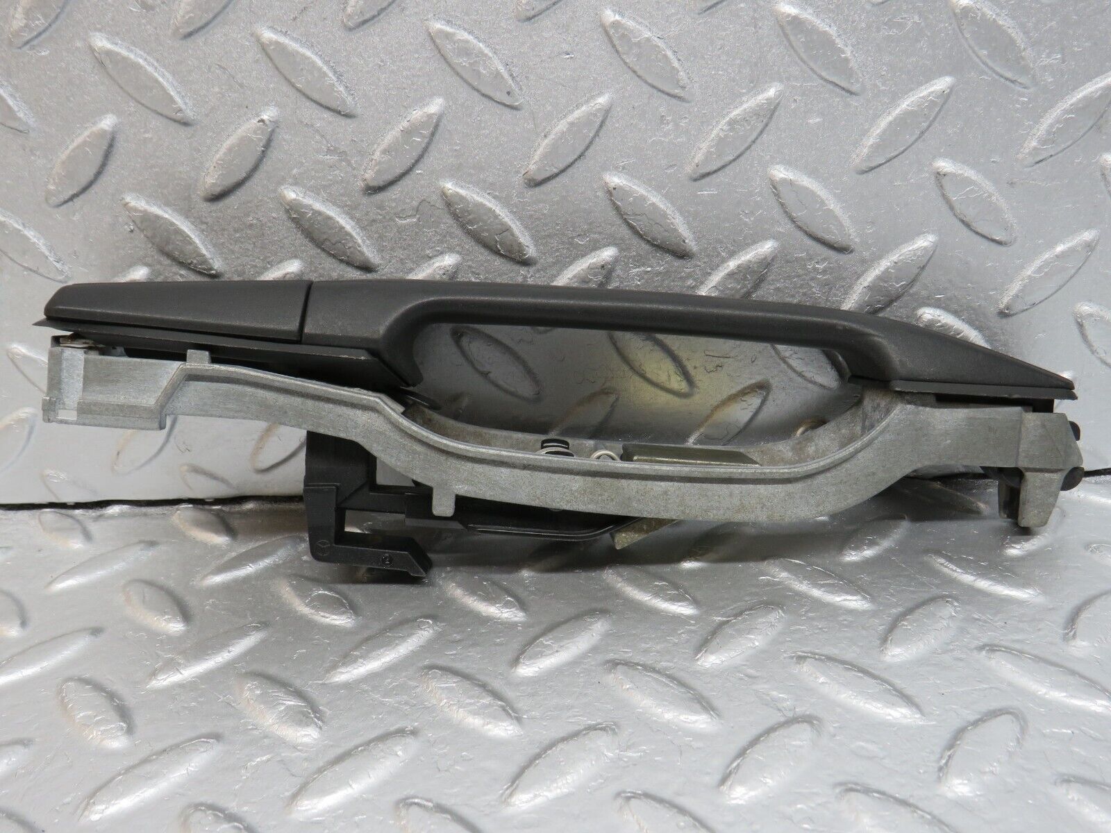 39769 Mercedes-Benz R129 320SL Coupe Left Door Exterior Handle