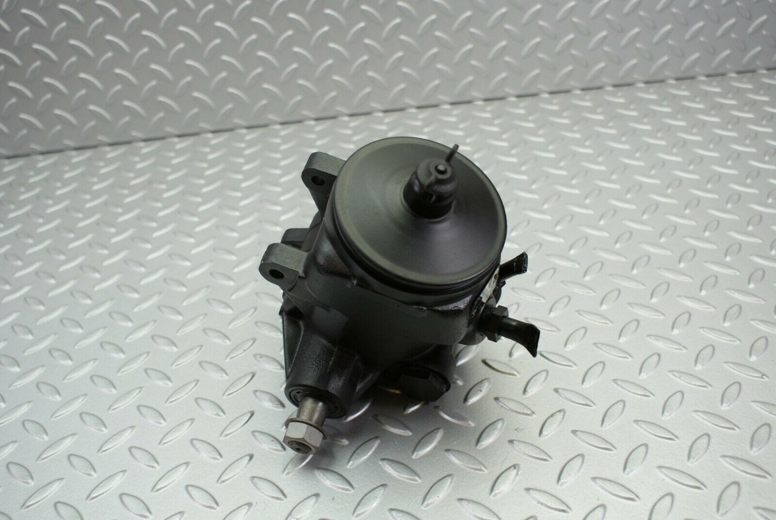 2872 Mercedes-Benz C123 280CE Coupe Power Steering Pump 1164602680