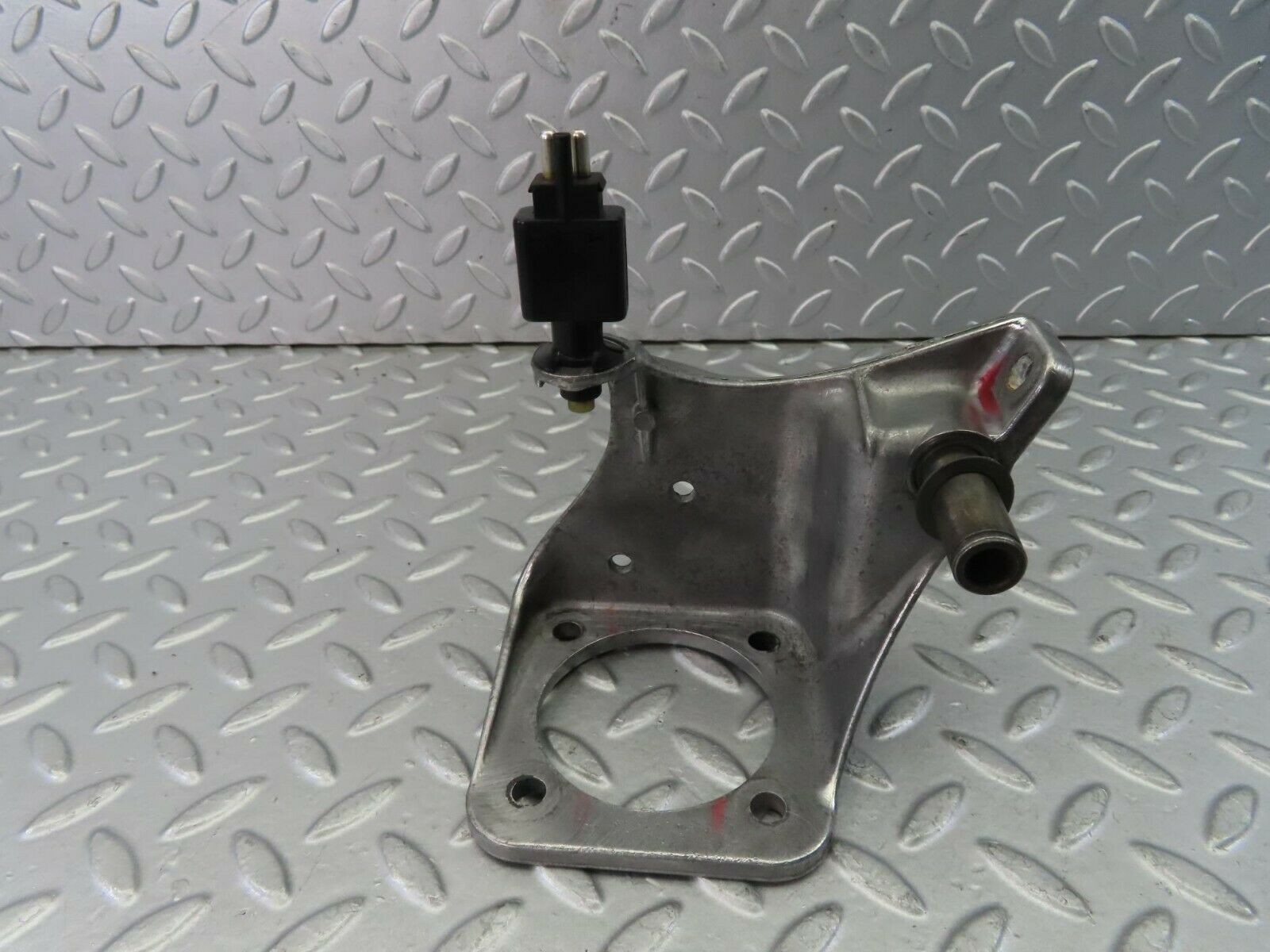 9312 Mercedes-Benz C124 300CE Coupe Brake Pedal Bracket 1242900519