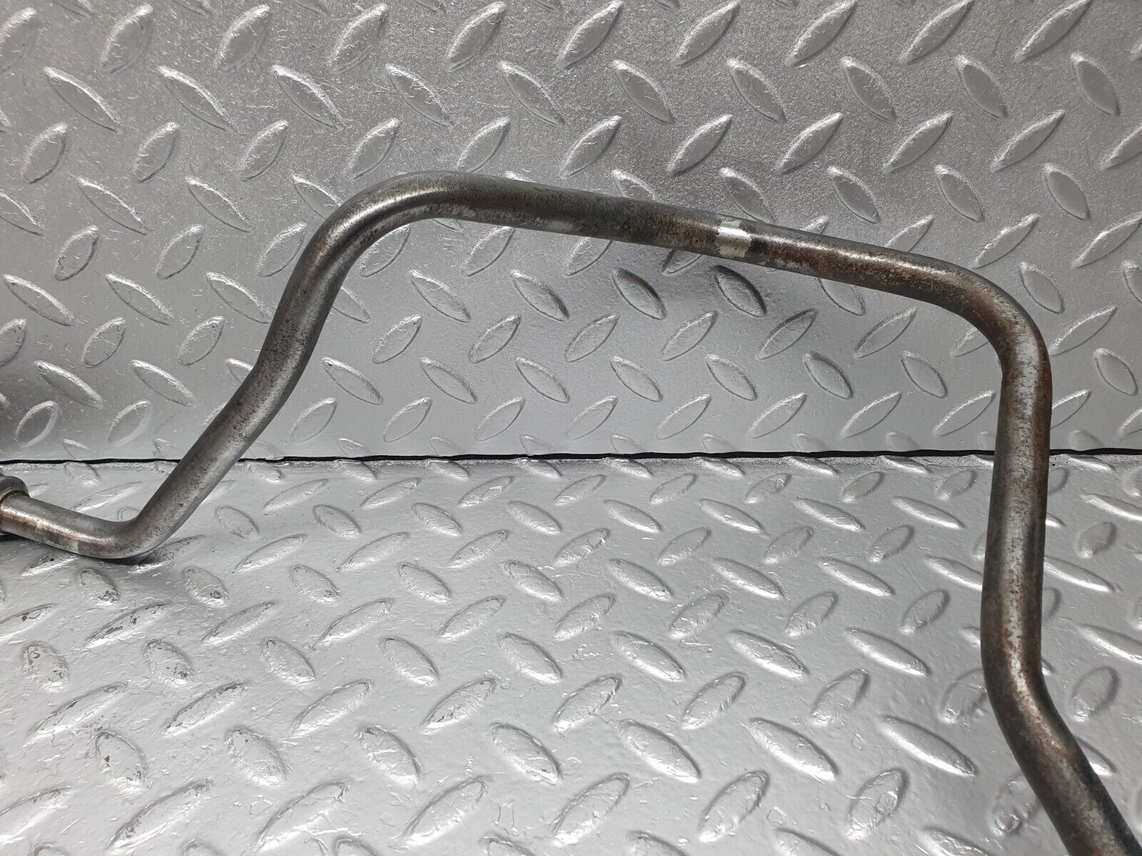 40742 Mercedes-Benz W123 300D Power Steering Oil Pipe Hose