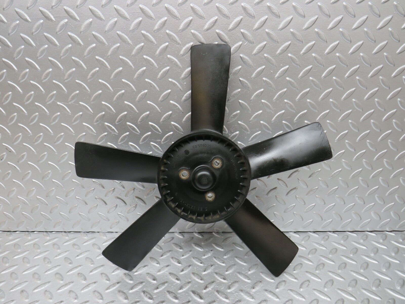 29858 Mercedes-Benz W123 230 Engine Cooling Fan 6162050506