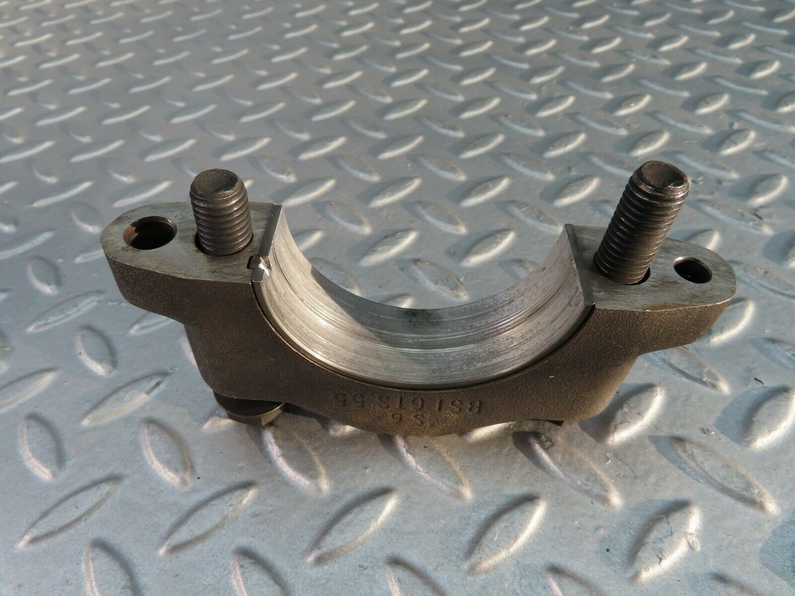 8027 Mercedes-Benz W115 220D Crankshaft Bearing Holder Block 6150110111