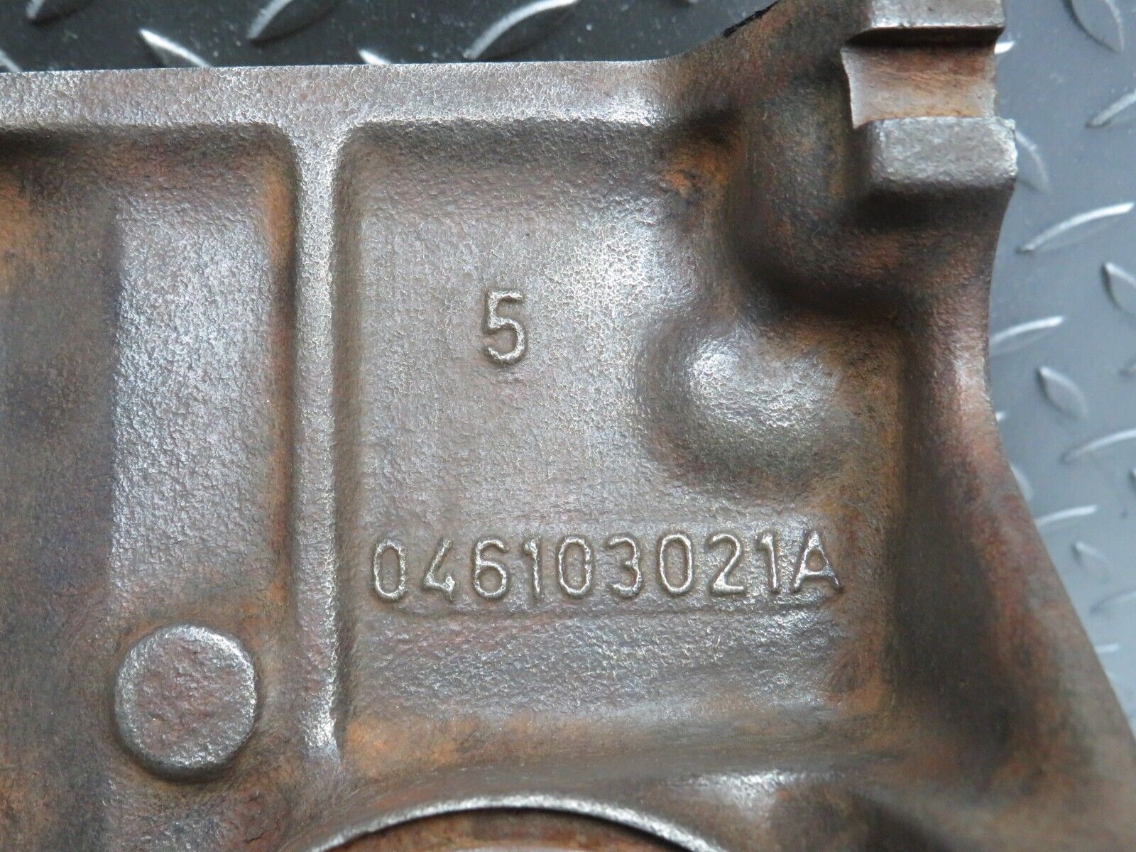 30192 Porsche 924 Engine Block 046103021