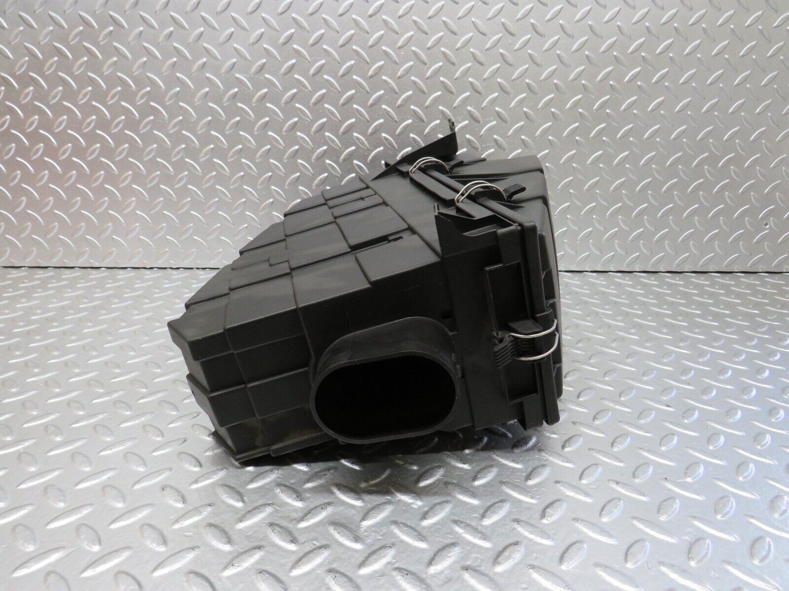 24723 Mercedes-Benz W140 S320 Air Filter Box Housing 1040900401