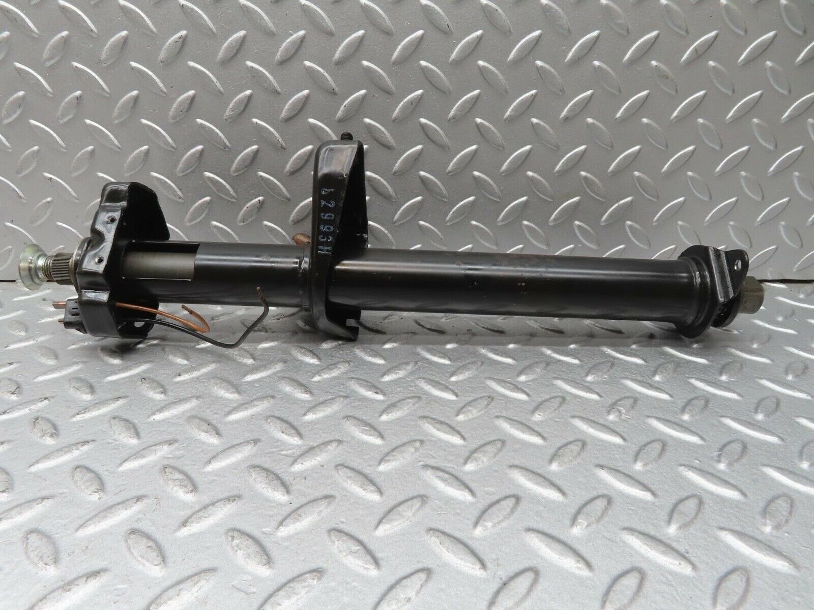 13562 Mercedes-Benz W123 200 Steering Column