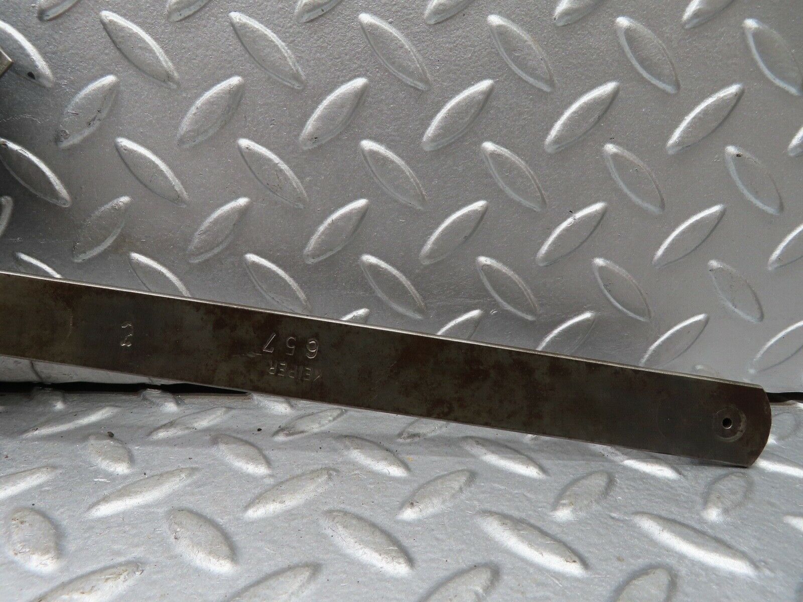 18823 Mercedes-Benz W121 190b Ponton Front Right Manual Window Regulator