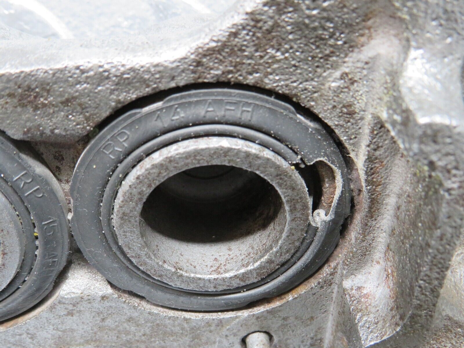 39452 Mercedes-Benz R129 320SL Coupe Front Right Brake Caliper ATE 36