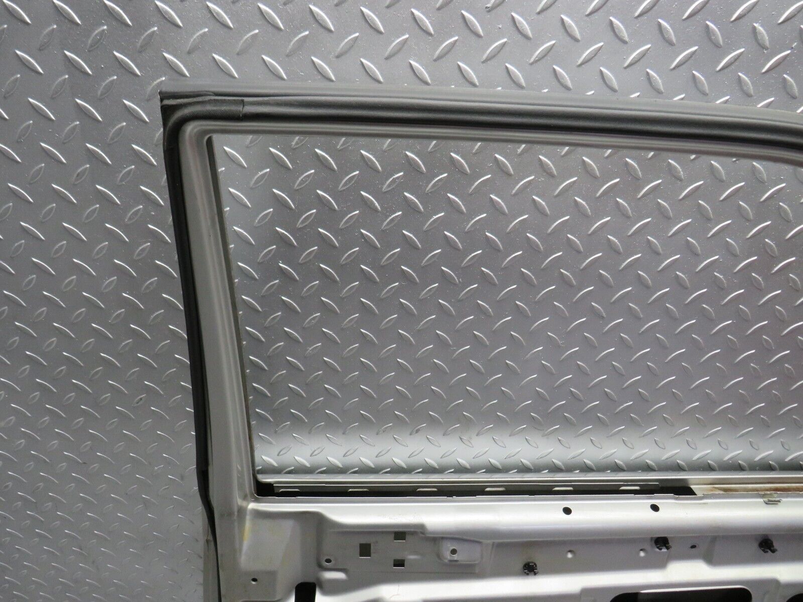 31820 Mercedes-Benz W201 190LE 1.8L Rear Right Door